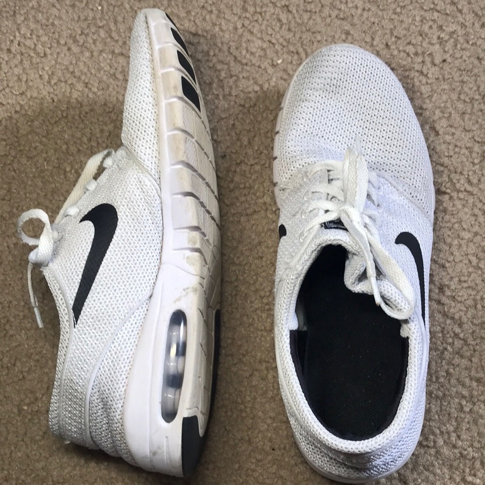 Used Nike free run shoes
